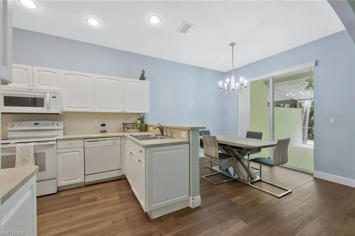 7416  Berkshire Pines  DR, Naples, FL 34104