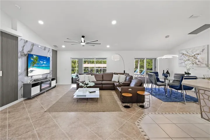 1801 Everest Pkwy, Cape Coral, Florida 33904