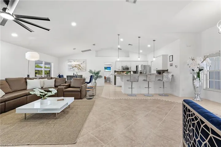 1801 Everest Pkwy, Cape Coral, Florida 33904