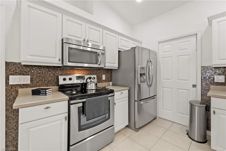 1801 Everest Pkwy, Cape Coral, Florida 33904