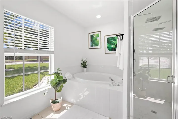 1801 Everest Pkwy, Cape Coral, Florida 33904