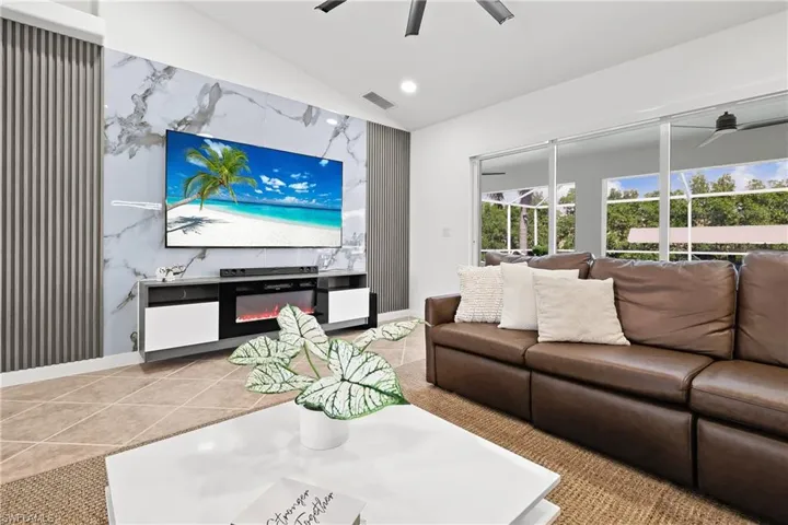 1801 Everest Pkwy, Cape Coral, Florida 33904