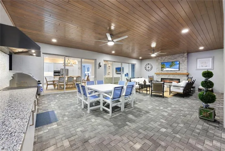 12338 Lavender Ave, Naples, Florida 34120