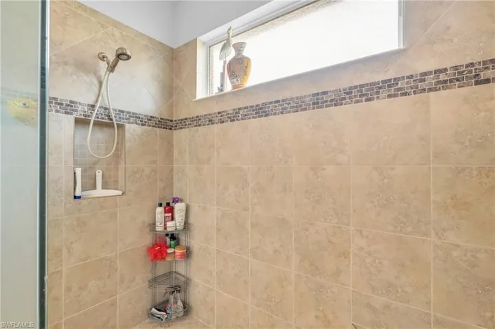 8640  Banyan Bay  BLVD, Fort Myers, FL 33908