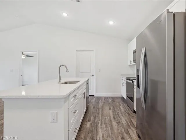 609 NW 10th  TER, Cape Coral, FL 33993