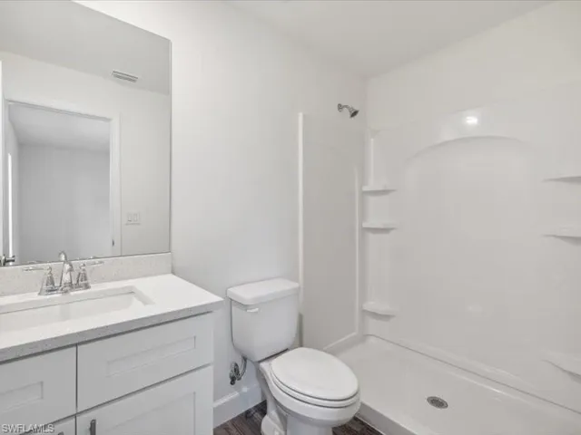 609 NW 10th  TER, Cape Coral, FL 33993