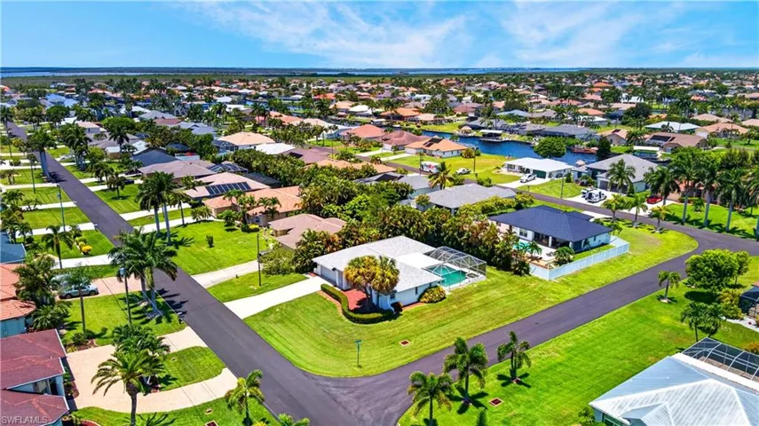 2601 Sw 37th Ter, Cape Coral, Florida 33914
