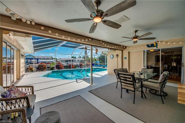 3715 SE 16th PL, CAPE CORAL FL 33904