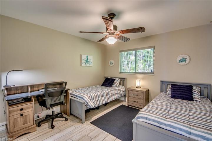 3715 SE 16th PL, CAPE CORAL FL 33904