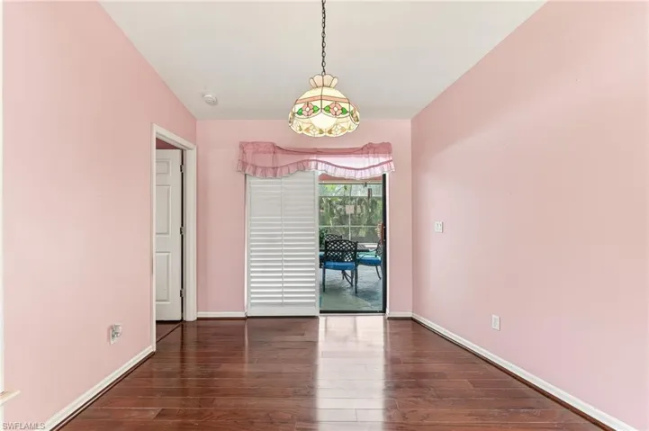 Front Room Dining Area. iPlantation Shutters, Slider to Lanai.