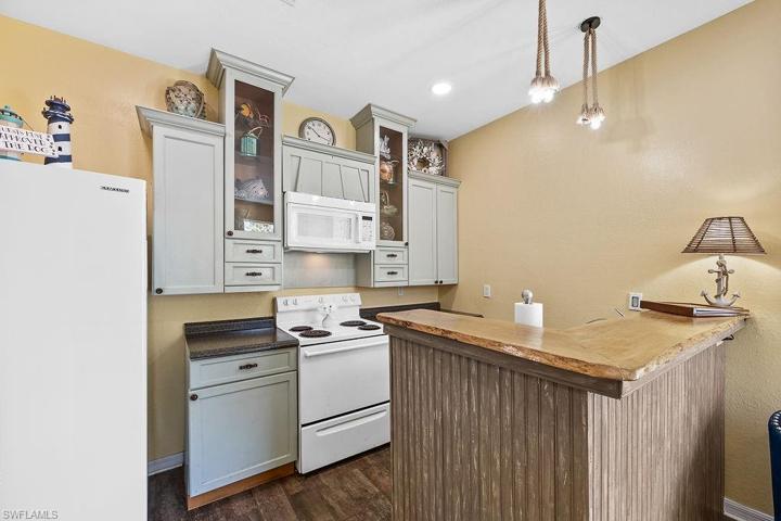 Furnished 1bed/1bath Apartment