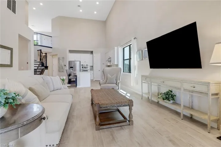 7175  Wilton  DR, Naples, FL 34109