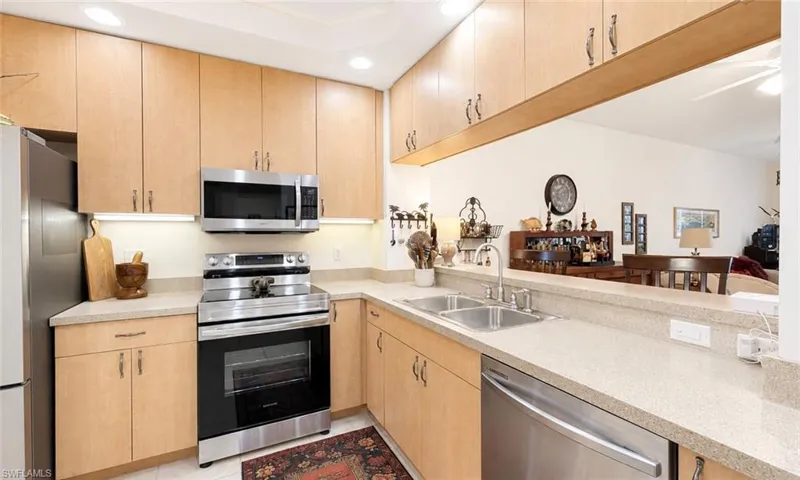 1133 Van Loon Commons Cir 202, Cape Coral, Florida 33909