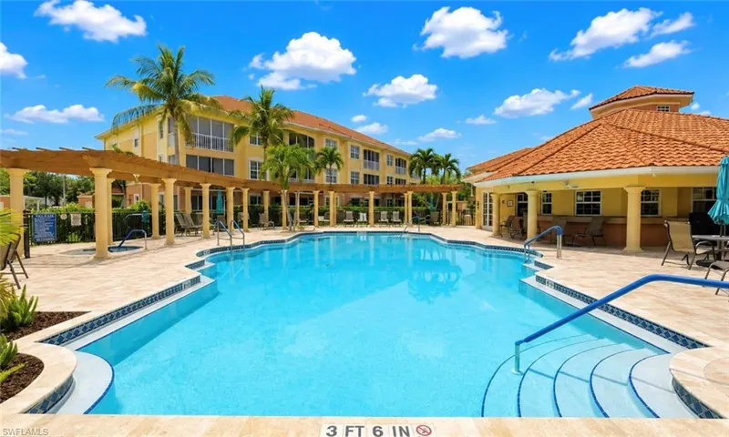 1133 Van Loon Commons Cir 202, Cape Coral, Florida 33909