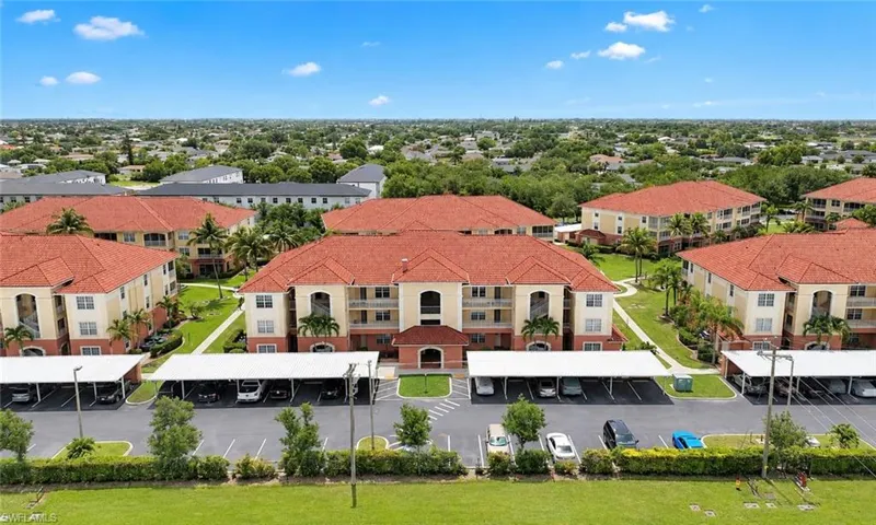 1133 Van Loon Commons Cir 202, Cape Coral, Florida 33909