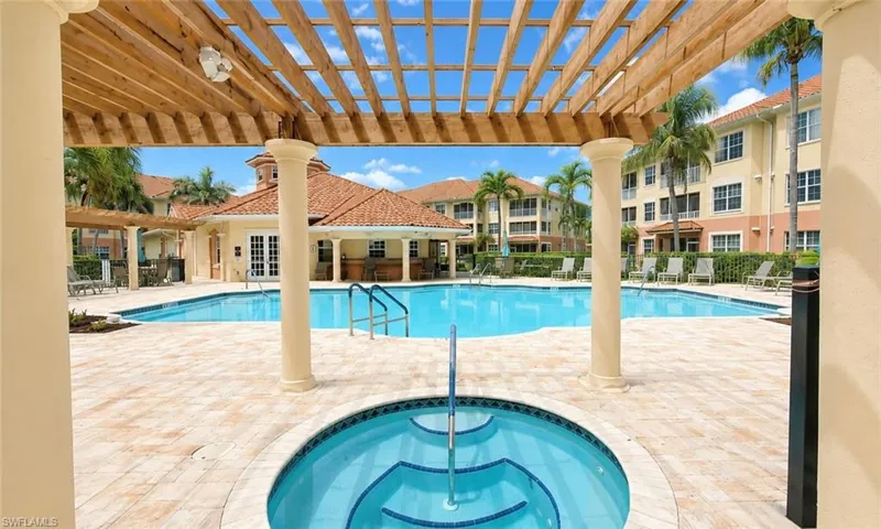1133 Van Loon Commons Cir 202, Cape Coral, Florida 33909