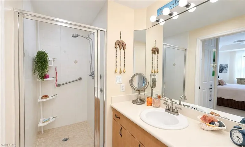 1133 Van Loon Commons Cir 202, Cape Coral, Florida 33909