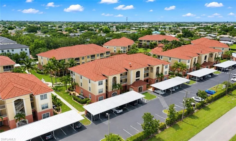 1133 Van Loon Commons Cir 202, Cape Coral, Florida 33909
