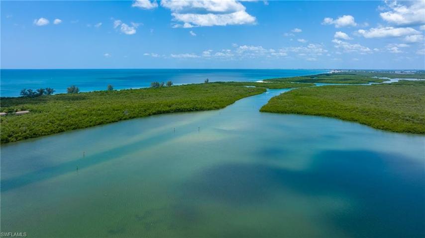 5015  Cedar Springs  DR, Naples, FL 34110