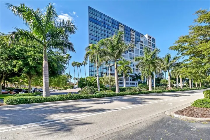View of apartment building / complex