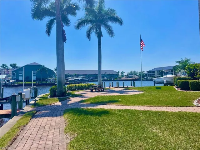Private Dock included with amazing water views to Caloosahatchee River!