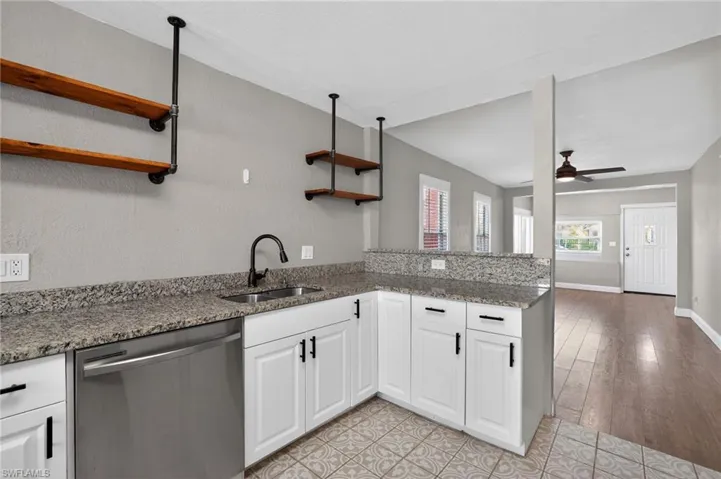 3250 Prescott St N, St. Petersburg, Florida 33713