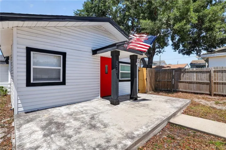 3250 Prescott St N, St. Petersburg, Florida 33713