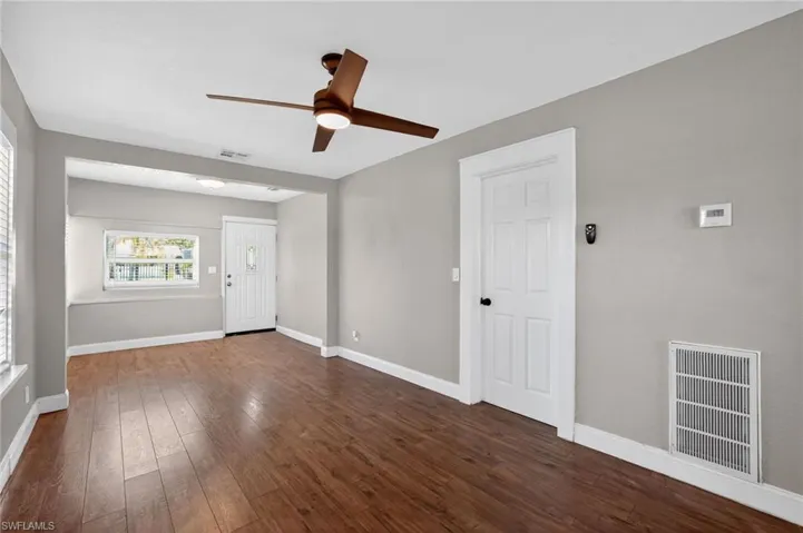 3250 Prescott St N, St. Petersburg, Florida 33713