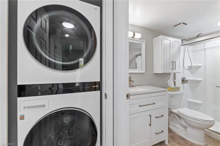 16007 Davis Rd 511, Fort Myers, Florida 33908