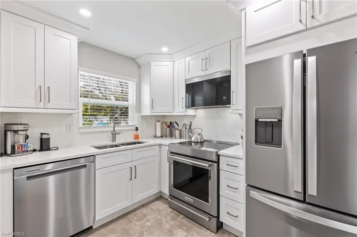 16007 Davis Rd 511, Fort Myers, Florida 33908