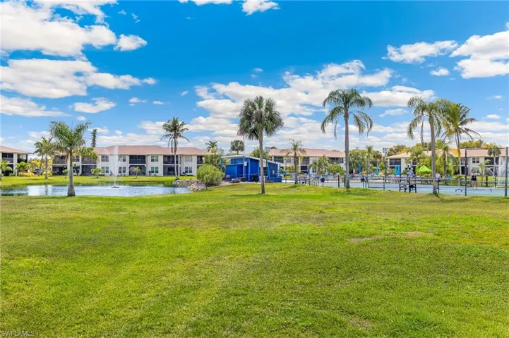 16007 Davis Rd 511, Fort Myers, Florida 33908