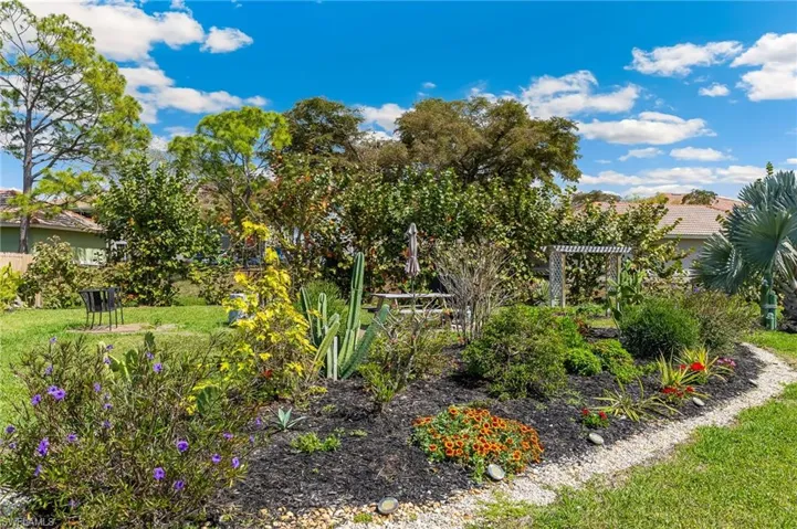16007 Davis Rd 511, Fort Myers, Florida 33908