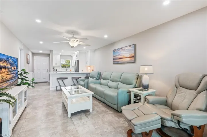 16007 Davis Rd 511, Fort Myers, Florida 33908