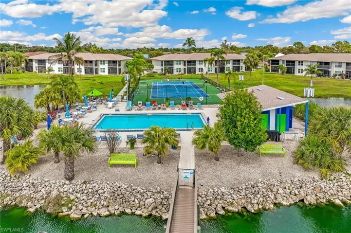 16007 Davis Rd 511, Fort Myers, Florida 33908