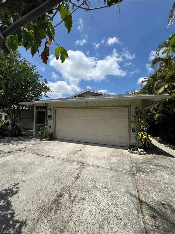931 16th AVE, Naples, FL 34117,225048468