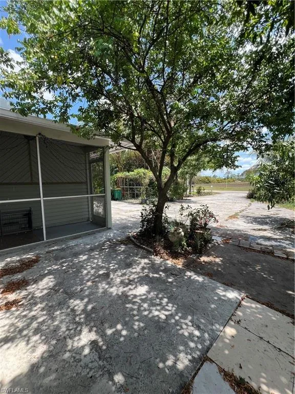931 16th AVE, Naples, FL 34117,225048468