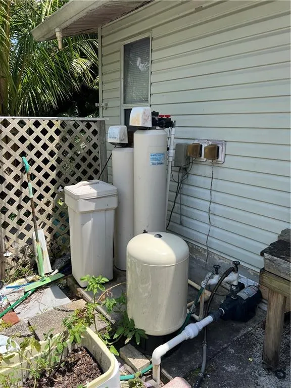 931 16th AVE, Naples, FL 34117,225048468