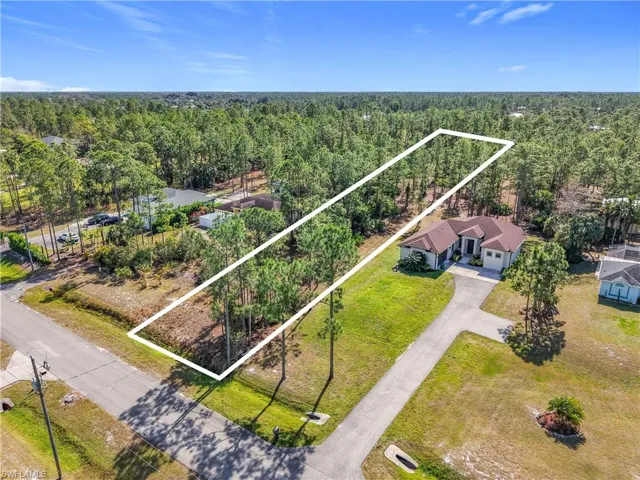 View of subject property featuring property parcel outlined