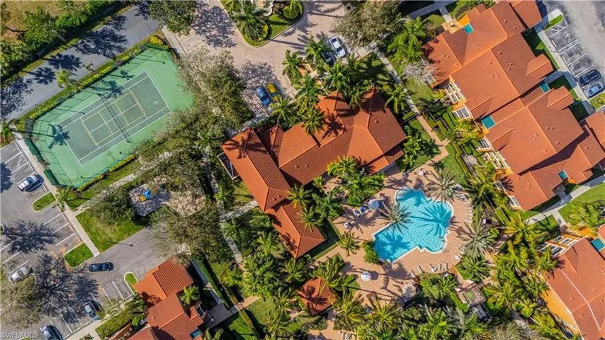 1105 Reserve Ct 305, Naples, Florida 34105