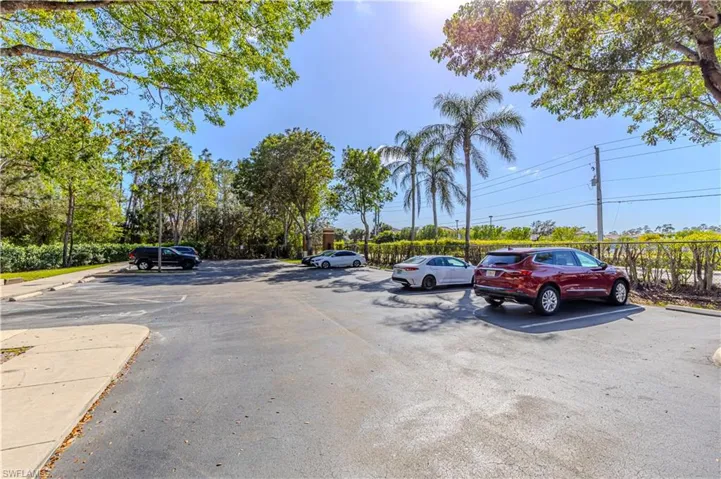1105 Reserve Ct 305, Naples, Florida 34105