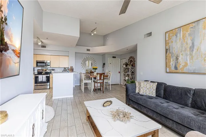 1105 Reserve Ct 305, Naples, Florida 34105