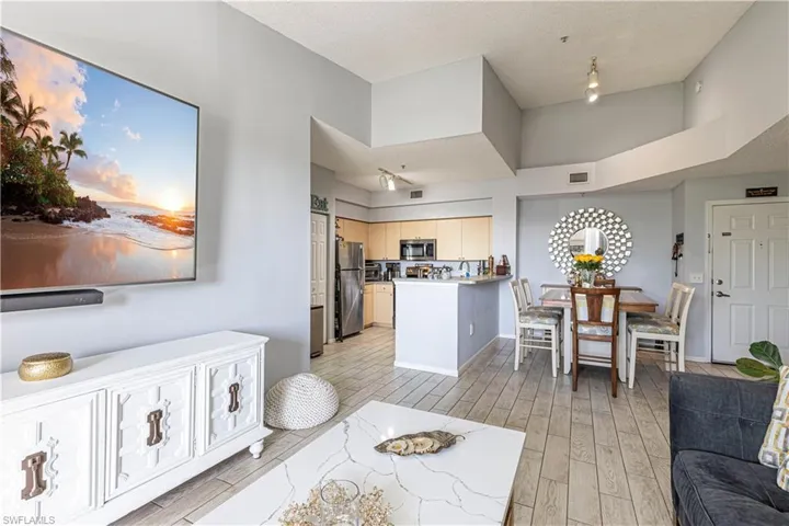 1105 Reserve Ct 305, Naples, Florida 34105