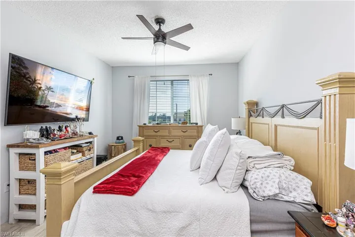 1105 Reserve Ct 305, Naples, Florida 34105
