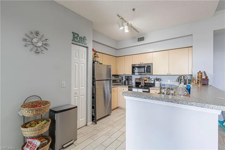 1105 Reserve Ct 305, Naples, Florida 34105