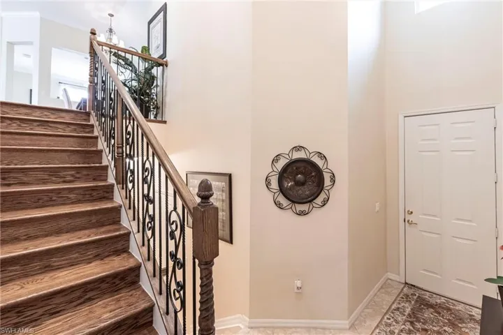 Foyer/wooden staircase