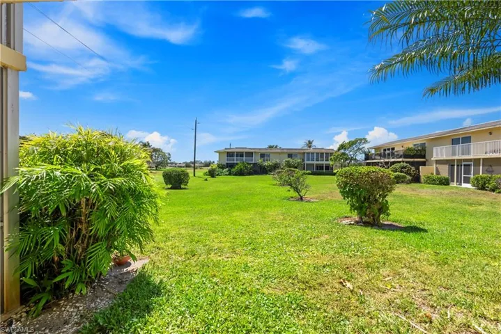 100  Glades  BLVD, Naples, FL 34112