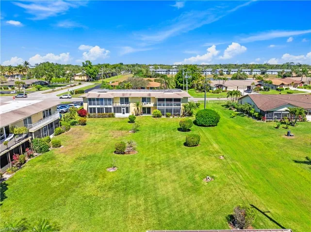 Birds eye view of courtyard behind the building.