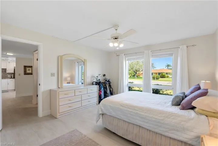 100  Glades  BLVD, Naples, FL 34112