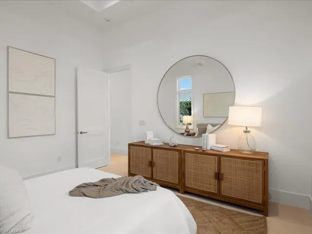 Bedroom with baseboards