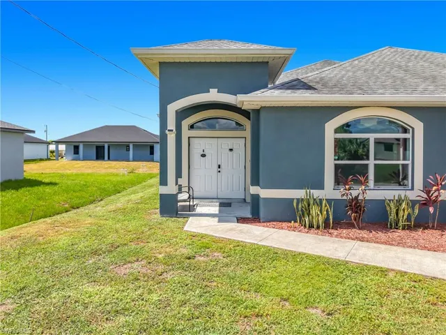 3907 11th St Sw, Lehigh Acres, Florida 33976